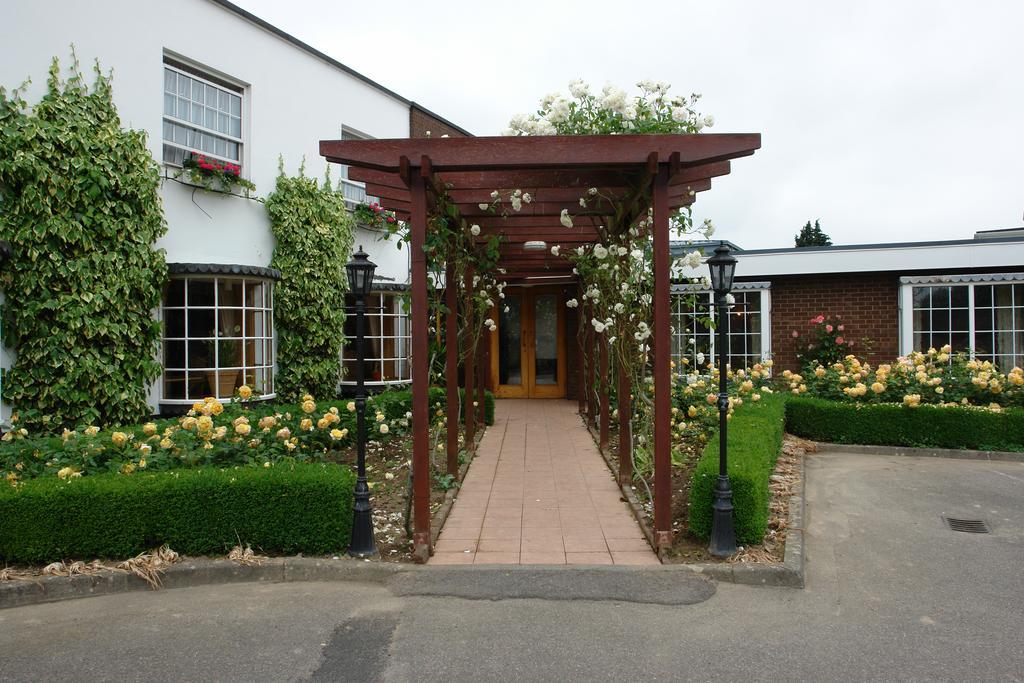 Oaklands Lodge Hotel Saint Saviour Eksteriør bilde